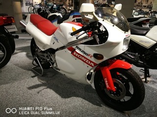 2017-10-14 21.47.13.jpg