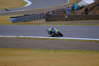 rossi�]�|.gif
