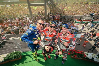 rossi_pole03.jpg