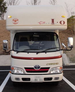 s-イオ正面グリルレッド.jpg